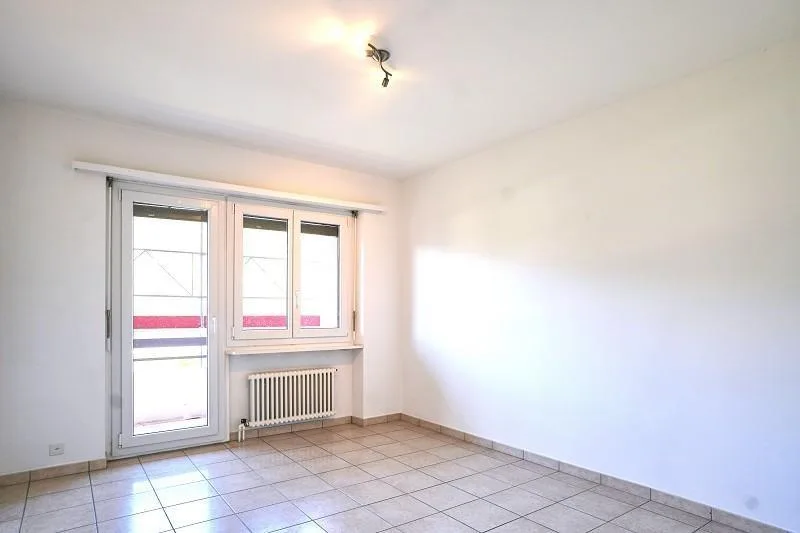 3 1/2-Zimmer-Wohnung im 2. OG an ruhiger, sonniger Aussichtslage / ... – Foto 8 von 21