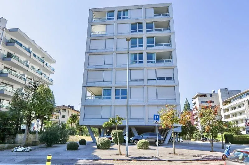 2 1/2-Zimmer-Wohnung im 1. Stock in Seenähe / appartamento di 2 1/2...