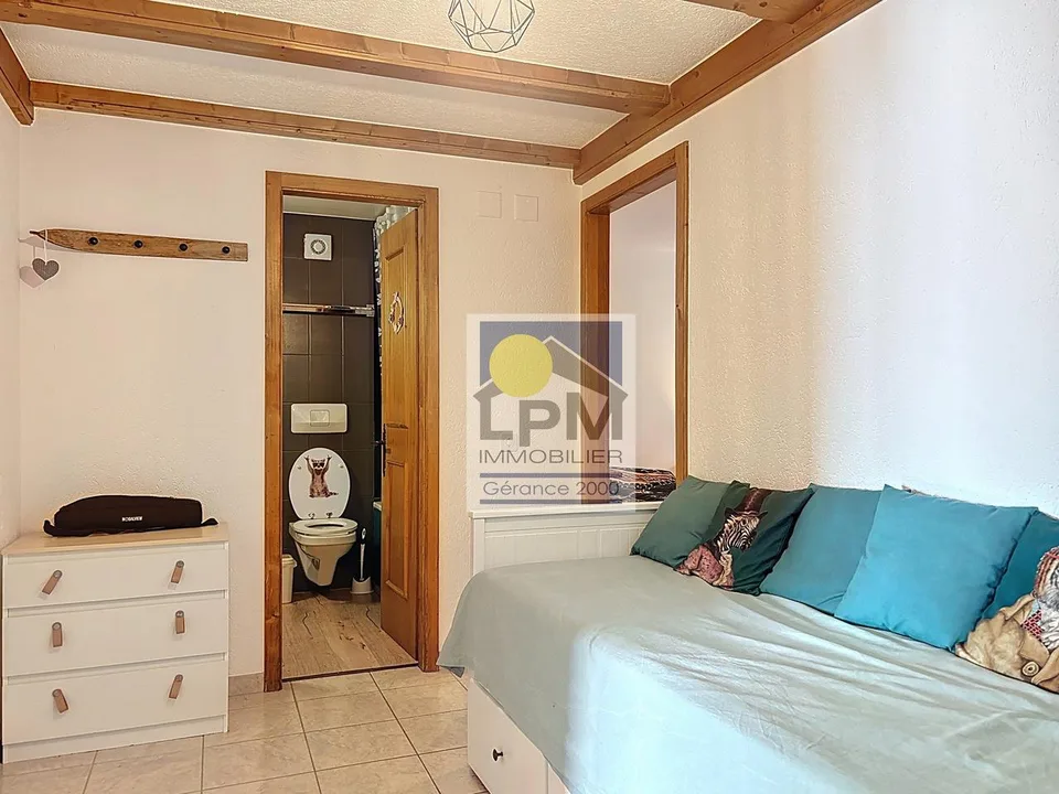 Spacieux 2.5p (59,3m2) dans un bâtiment de luxe (sauna, piscine..) – photo 7 of 16