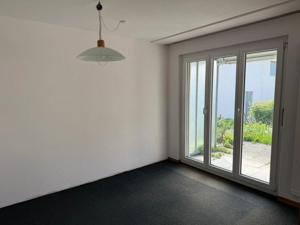 Einfamilienhaus (eins. angebaut) Zentrum, familienfreundlich – Foto 5 von 14
