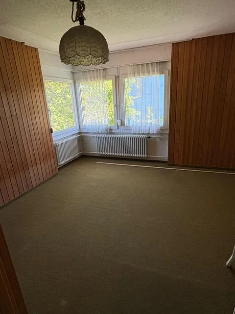 Einfamilienhaus (eins. angebaut) Zentrum, familienfreundlich – Foto 6 von 14