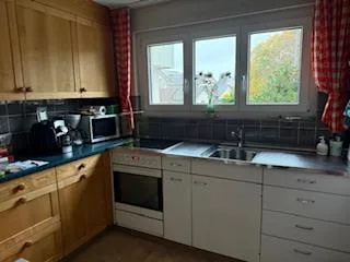 Einfamilienhaus (eins. angebaut) Zentrum, familienfreundlich – Foto 7 von 14