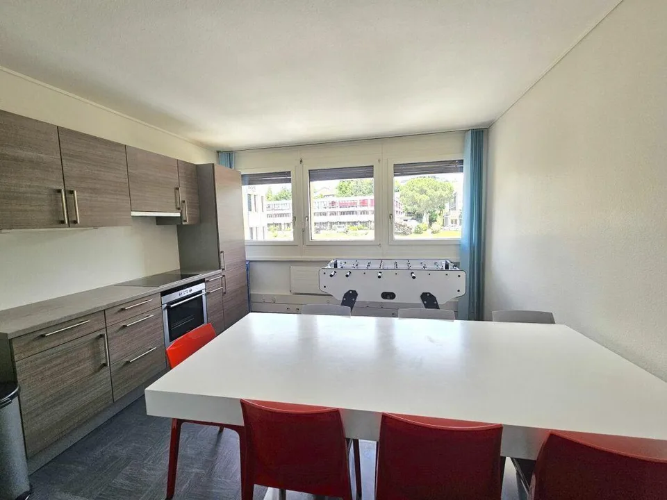 Achetez Vaud bureaux à Renens moins cher qu'un loyer et/ou profitez...