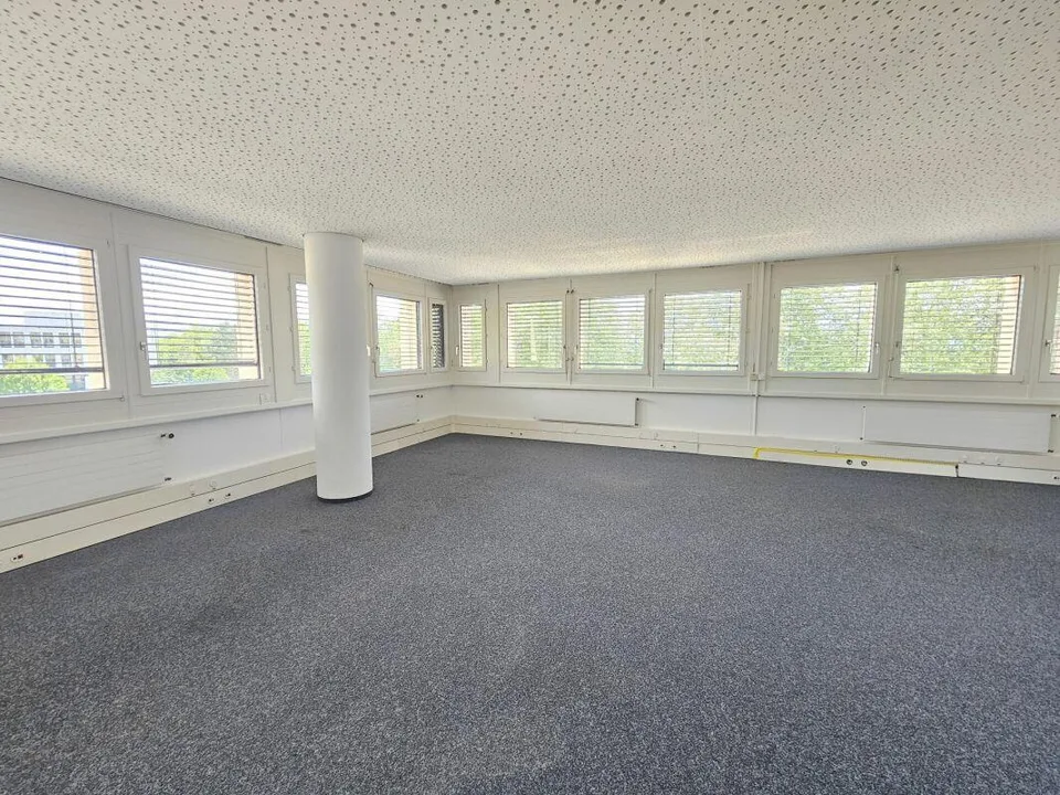 Achetez Vaud bureaux à Renens moins cher qu'un loyer et/ou profitez...