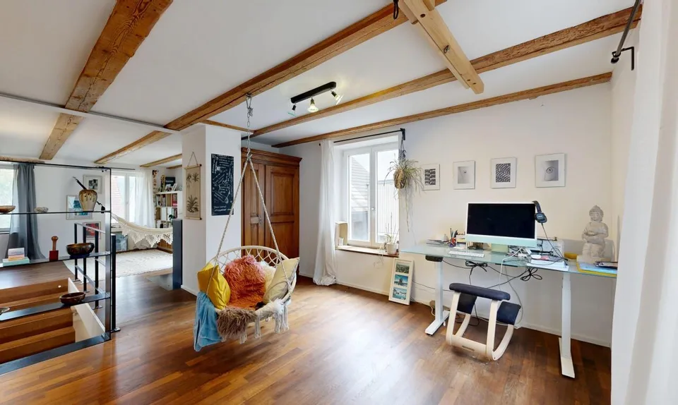 Casa con due loft e parcella separata accanto