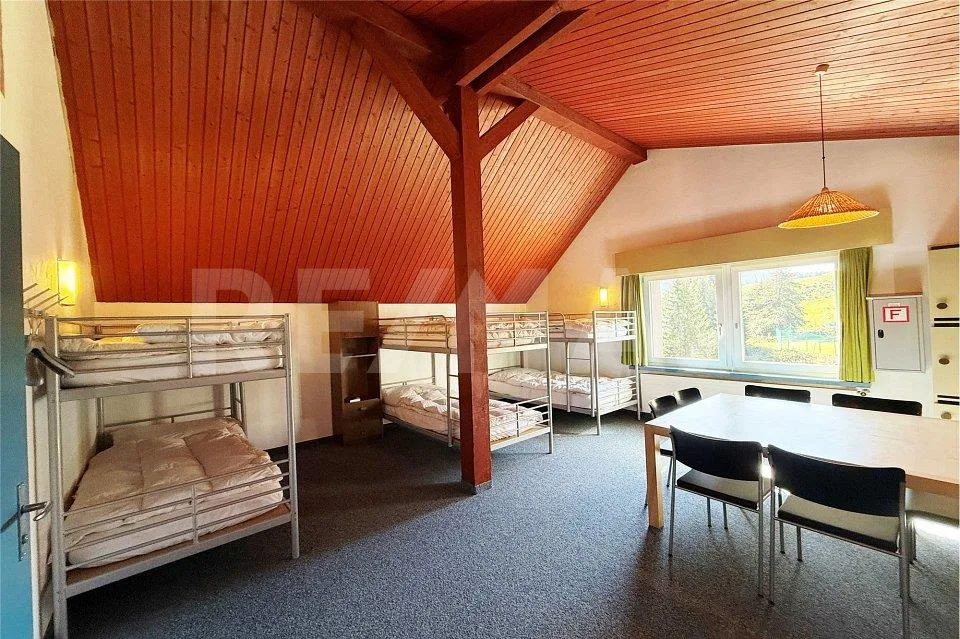 Gästehaus und Mehrzweckimmobilie mitten im Feriengebiet Lenzerheide – photo 12 of 13