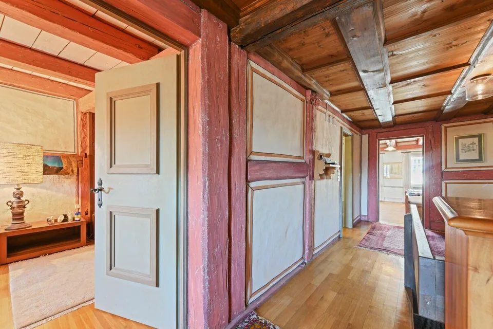 Charme trifft Weitsicht - einzigartige Maisonette-Dachwohnung im He... – Foto 24 von 30