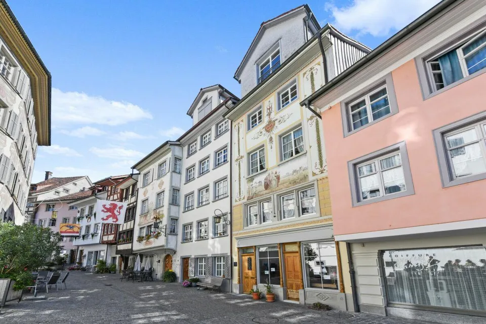 Charme trifft Weitsicht - einzigartige Maisonette-Dachwohnung im He...