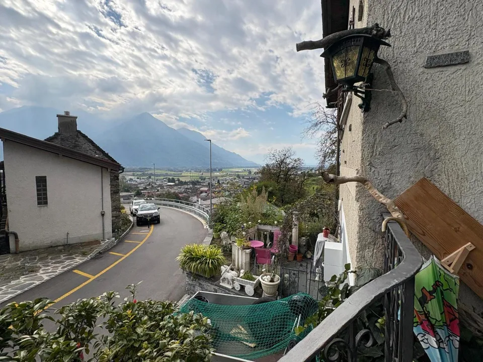 Casa con due appartamneti con giardino e bella vista / Zweifamilien... – Foto 13 von 17