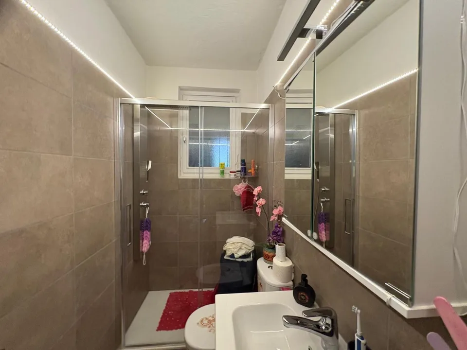 Casa con due appartamneti con giardino e bella vista / Zweifamilien... – Foto 11 von 17