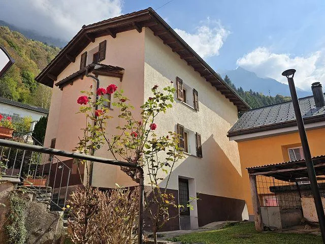 4 1/2-ZIimmer-Dorfhaus mit Garten an sehr schöner Aussichtslage / C... – foto 28 di 30