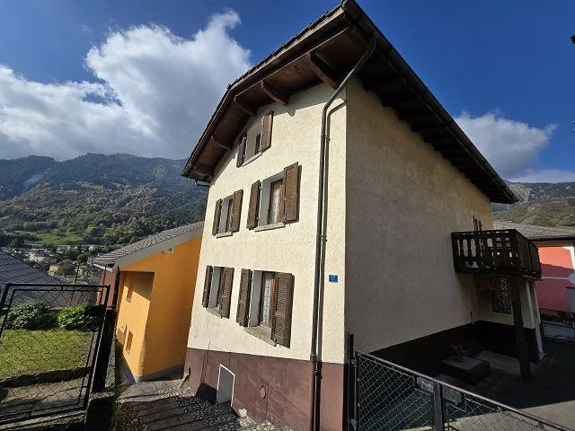 4 1/2-ZIimmer-Dorfhaus mit Garten an sehr schöner Aussichtslage / C... – foto 26 di 30