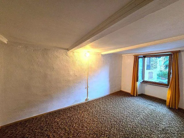4 1/2-ZIimmer-Dorfhaus mit Garten an sehr schöner Aussichtslage / C... – foto 12 di 30