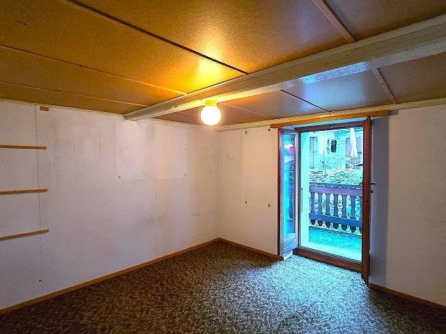 4 1/2-ZIimmer-Dorfhaus mit Garten an sehr schöner Aussichtslage / C... – foto 11 di 30