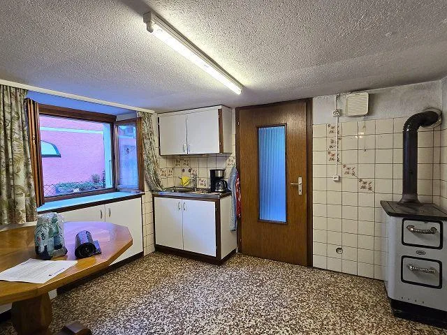 4 1/2-ZIimmer-Dorfhaus mit Garten an sehr schöner Aussichtslage / C... – foto 7 di 30