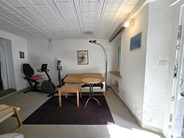 Casa rustica nel nucleo con grande giardino – Foto 11 von 30