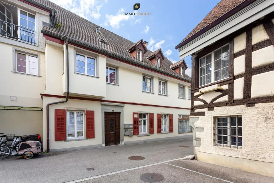 Mehrfamilienhaus in zentraler Seelage mit 4.11 % Bruttorendite