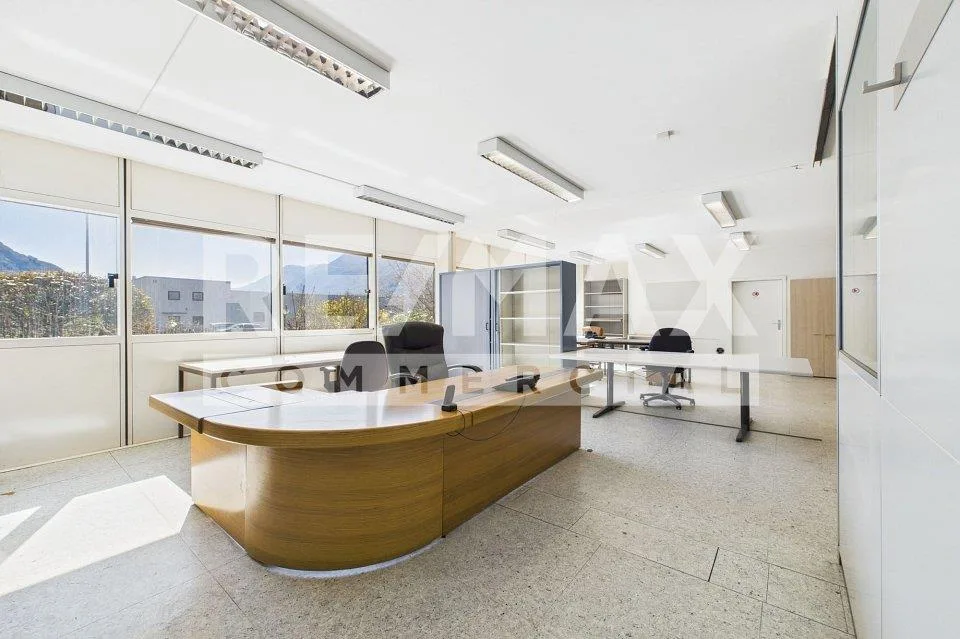 Importante stabile commerciale-industriale – Foto 8 von 13