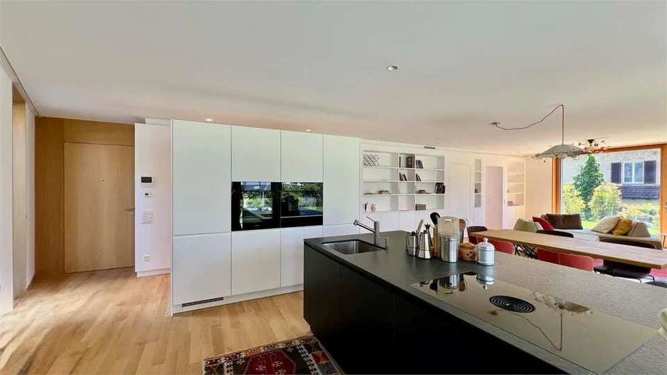 MINUSIO - Nuovo appartamento con grande giardino e vista lago