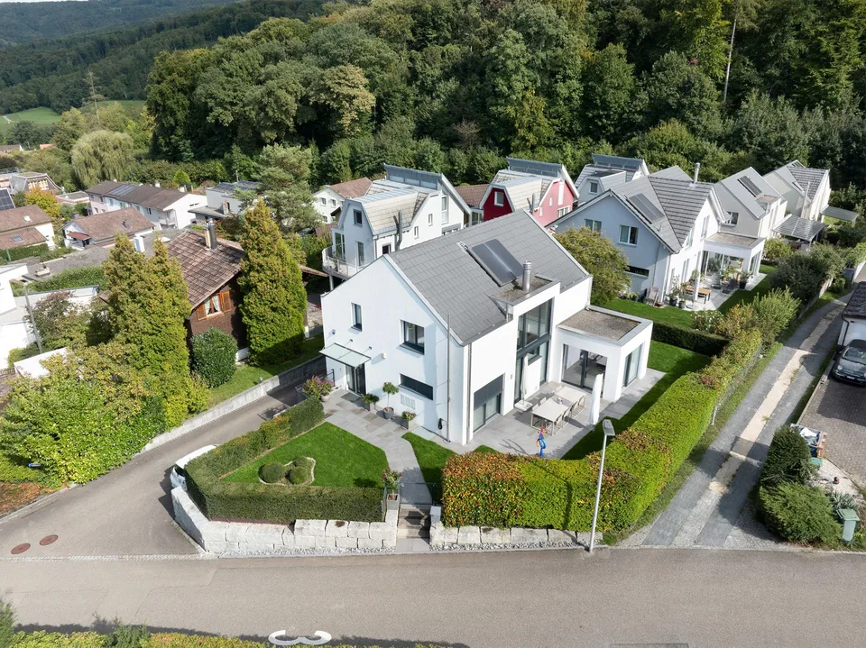 Freistehendes EFH mit Wintergarten und Gartenidylle – photo 16 sur 16