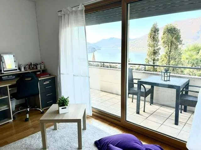 Villa panoramica su 3 livelli con vista mozzafiato