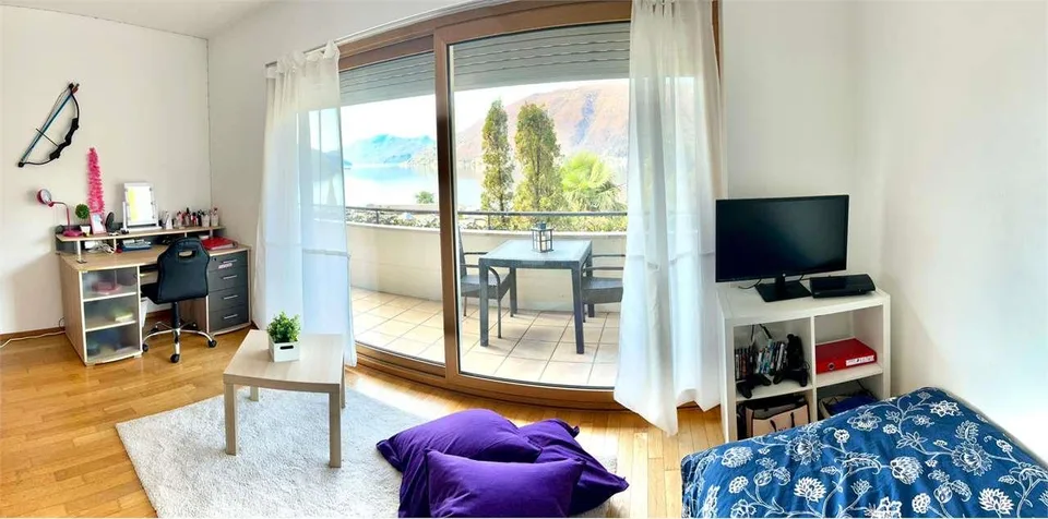 Villa panoramica su 3 livelli con vista mozzafiato