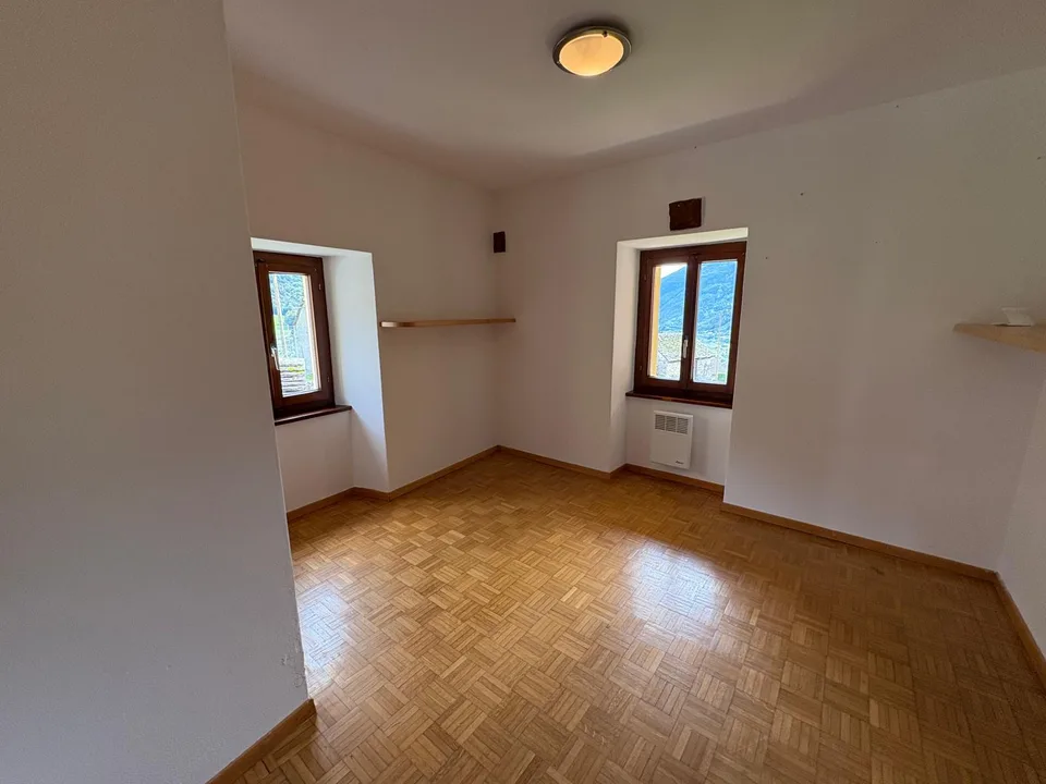Casa a Ponte Valentino su 2 piani con terreno edificabile – Foto 17 von 18