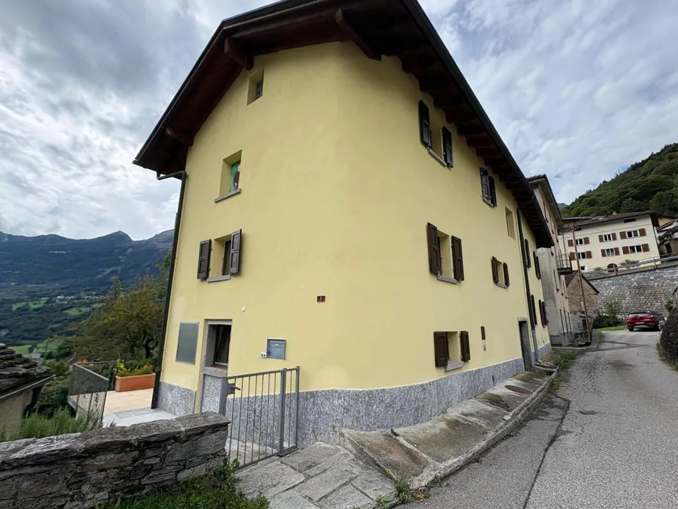 Casa a Ponte Valentino su 2 piani con terreno edificabile – Foto 9 von 18
