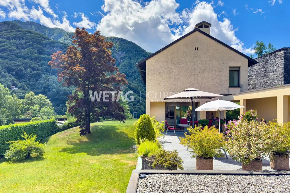 Elegante & moderne Villa mit Innenpool zu verkaufen in Crana, auch ... – foto 12 di 13