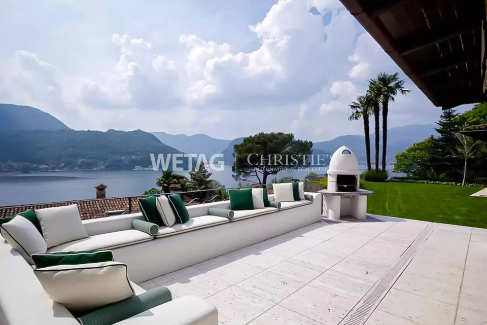 Lugano-Figino: Elegante Villa mit traumhafter Aussicht auf den Luga...