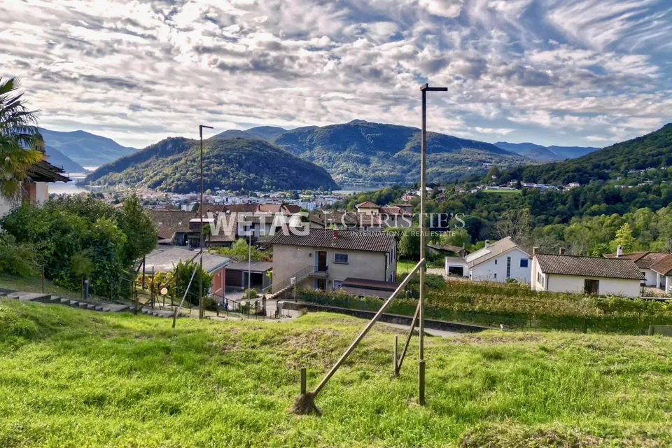 Lugano-Neggio: Baugrundstück von 1'137 m² mit Blick auf den Luganer...