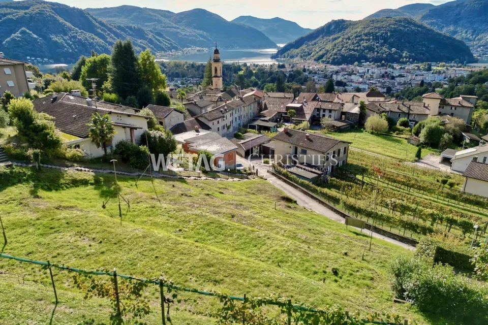 Lugano-Neggio: Baugrundstück von 1'137 m² mit Blick auf den Luganer...