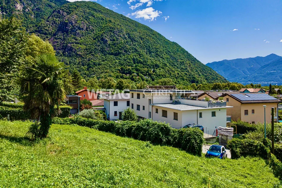 Schönes Bauland in Tegna zu verkaufen mit hervorragendem offenem Bl...