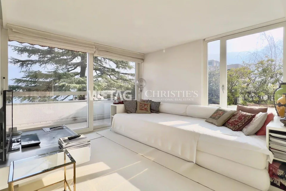 Luxuriöse Wohnung  mit grosser Terrasse & bezaubernder Aussicht auf...