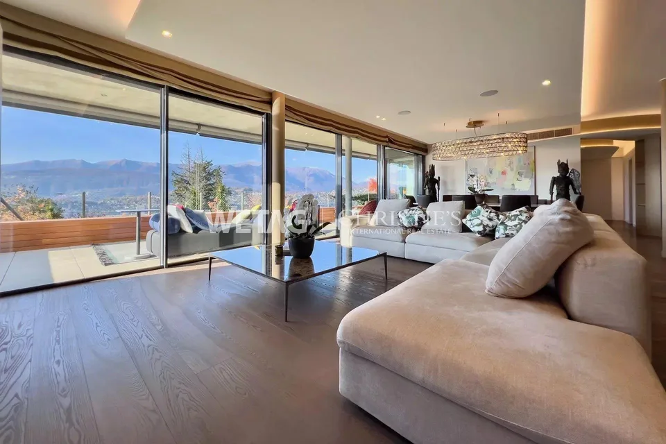 Moderne Duplex-Wohnung in Lugano-Albonago zu verkaufen