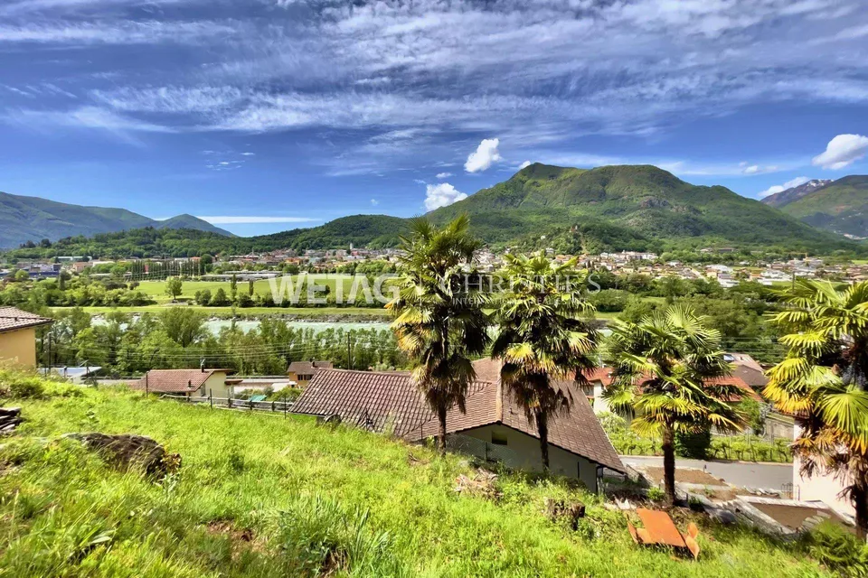 Schönes Bauland in Solduno mit Panoramablick zu verkaufen