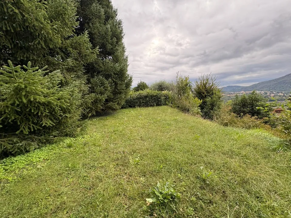 Casa unifamiliare di 7 locali molto tranquilla, soleggiata con bell... – foto 18 di 22