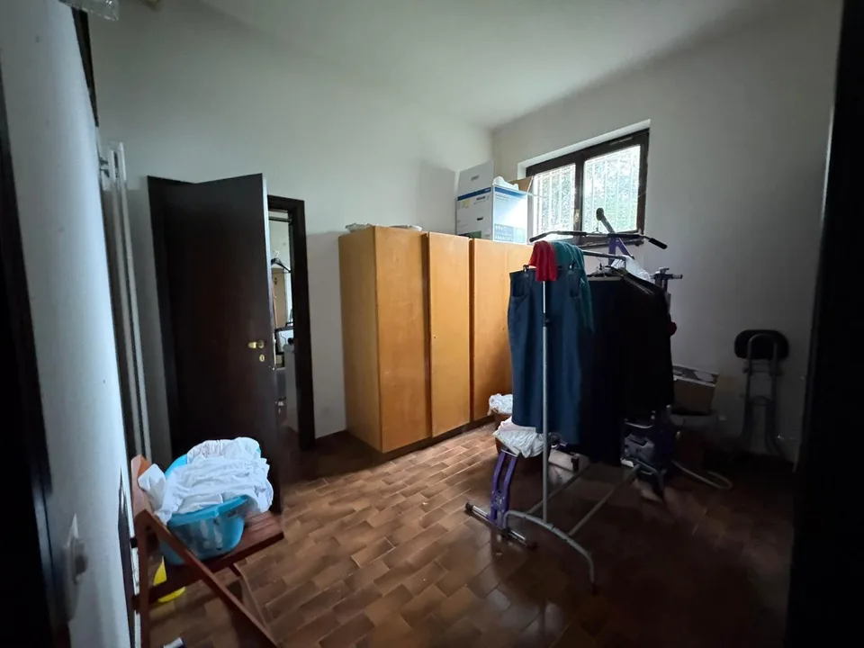 Casa unifamiliare di 7 locali molto tranquilla, soleggiata con bell... – foto 11 di 22