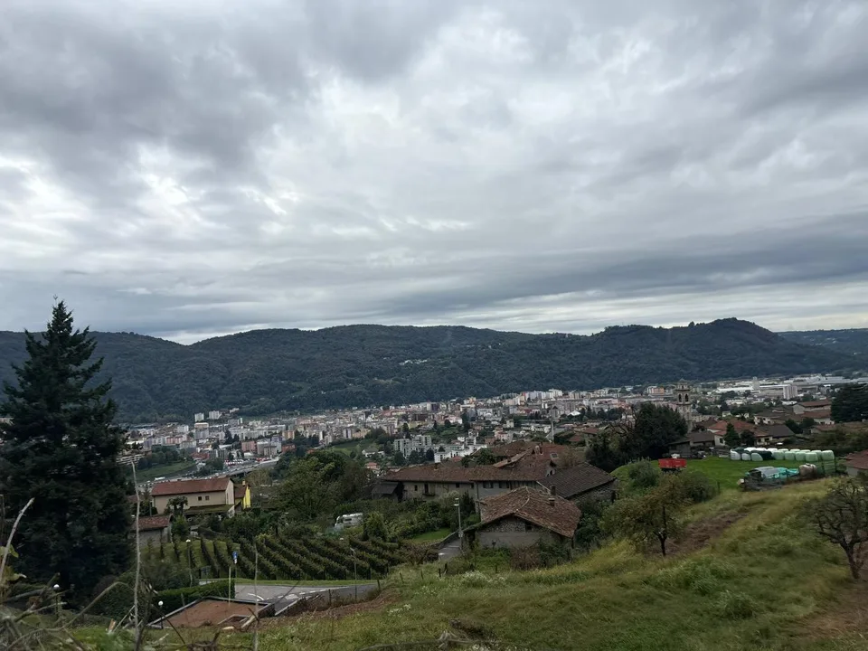 Casa unifamiliare di 7 locali molto tranquilla, soleggiata con bell... – foto 22 di 22