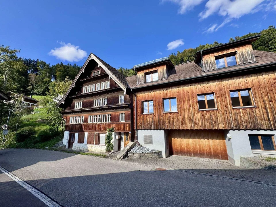 Toggenburgerhaus mit Anbau und Ausbaureserve – photo 8 sur 8