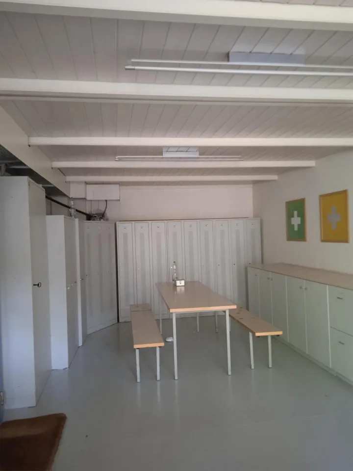 Industrie-/Gewerbeliegenschaft mit genügend Landreserven – Foto 9 von 14