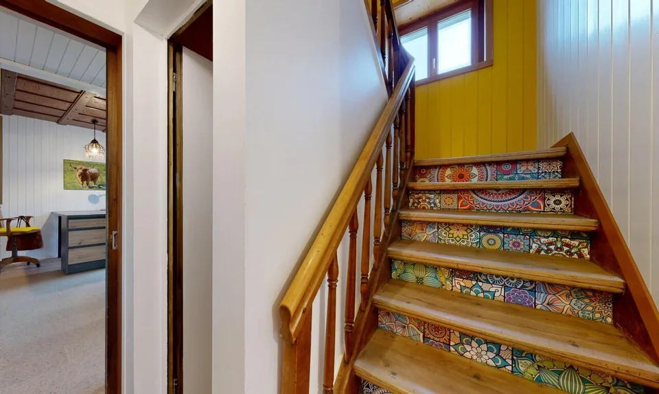 Atypical Family House Renovated with Garden and Independent Garage – photo 7 of 15