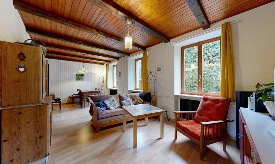 Maison familiale Atypique Rénovée avec jardin et garage indépendant