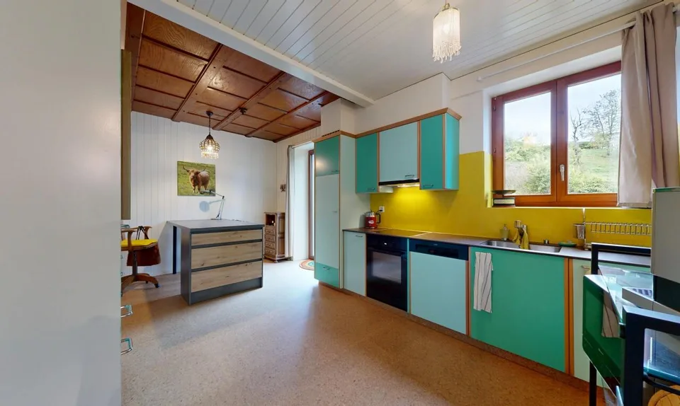 Maison familiale Atypique Rénovée avec jardin et garage indépendant