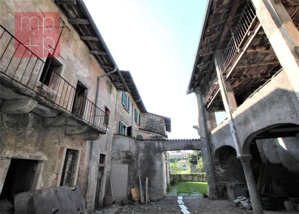 Casa unifamiliare - Arzo