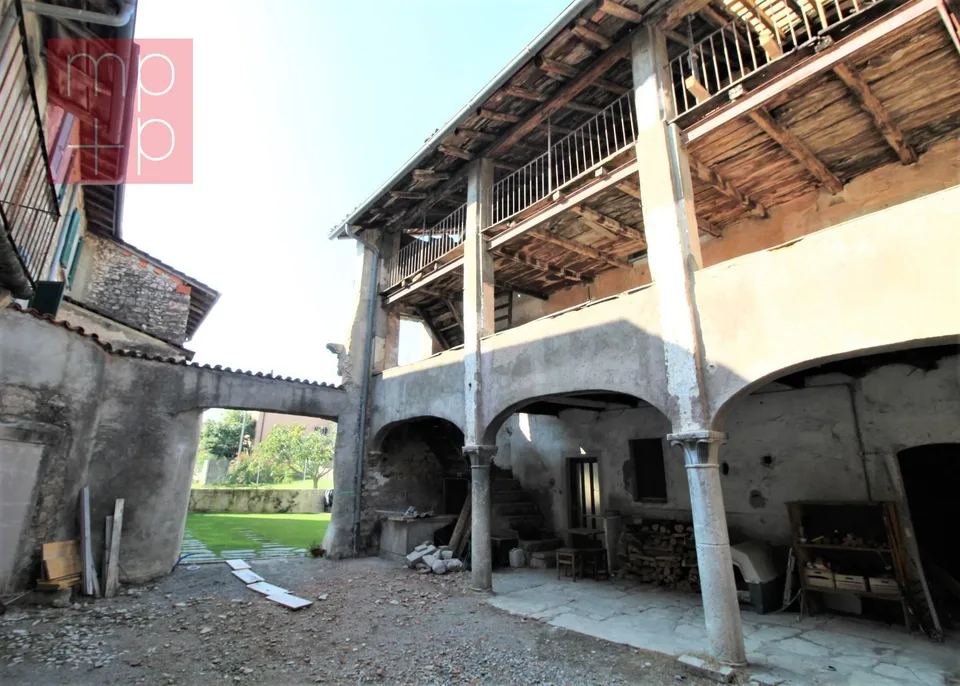 Casa unifamiliare - Arzo