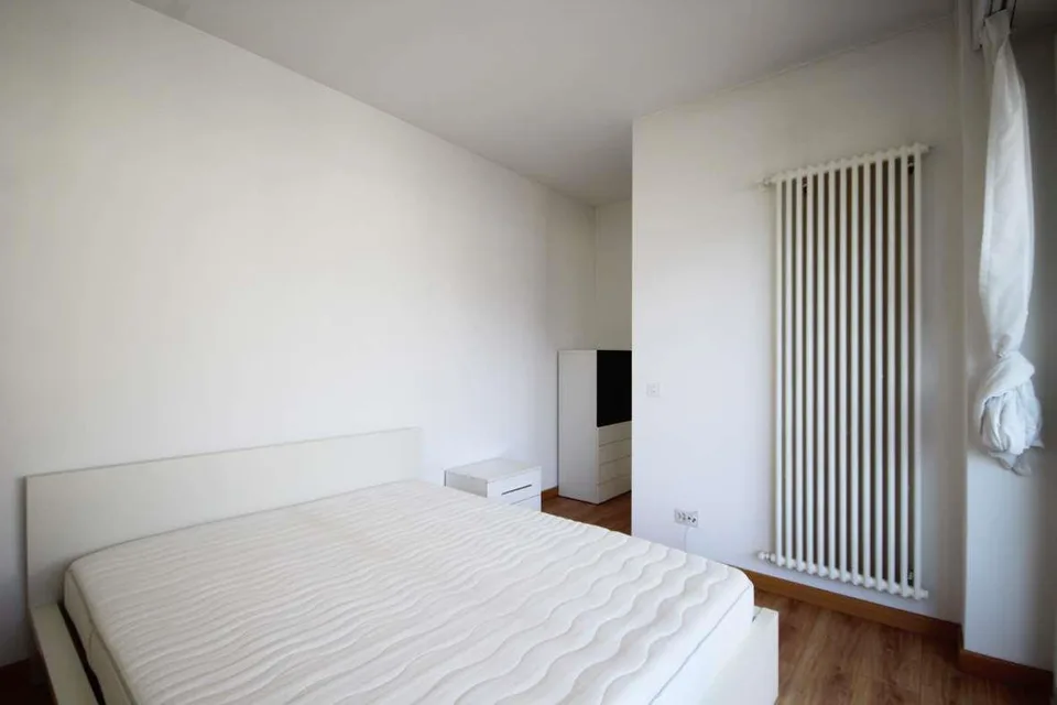 LUGANO-MOLINO NUOVO Gemütliches Dachgeschoss von 2.5 Zimmern mit möblierter Einrichtung und privater Terrasse - hervorragendes Investment