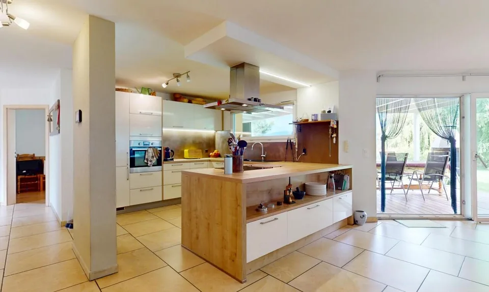 Wunderschöne individuelle Villa in Chevroux