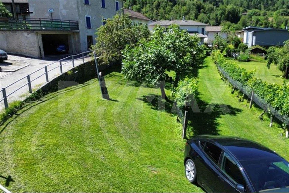 Terreno edificabile in zona residenziale esclusiva a Roveredo (GR) – Foto 7 von 8