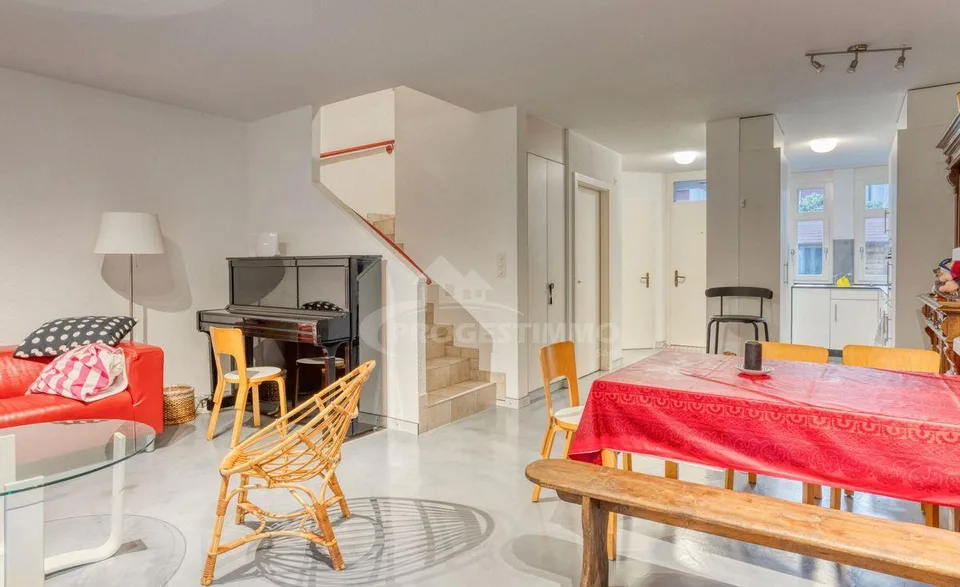 VILLA DE 5,5 PIÈCES À VENDRE